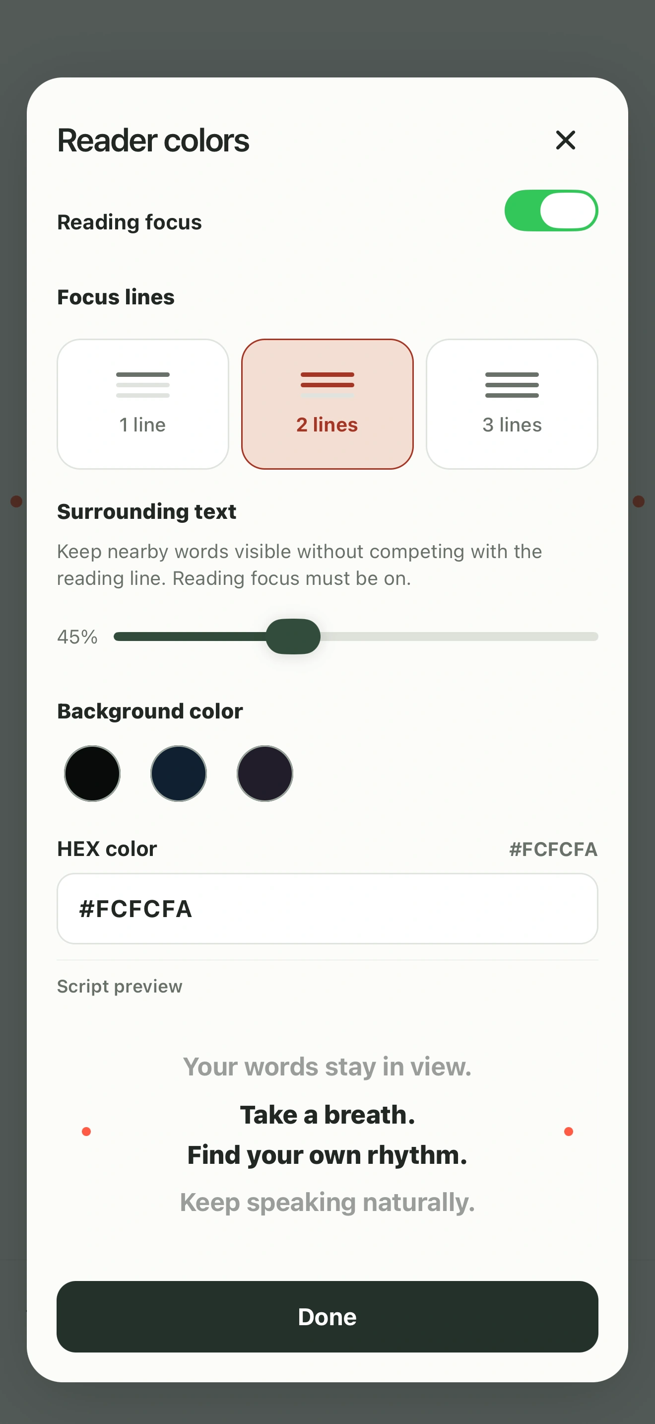 Reading-style settings with two lines in focus, surrounding-text dimming and the pinned script preview